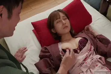 Istri Diajak Rekan Kerja Trip, Pulang Memek Bengkak Penuh Sperma